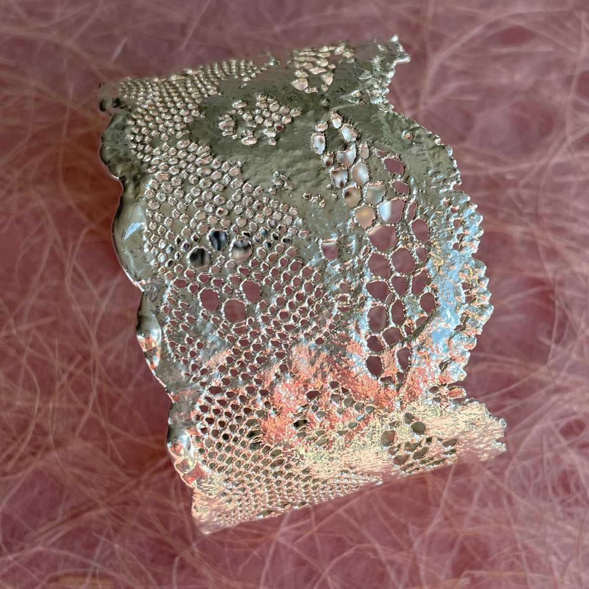 Rare double scalloped lace bracelet in sterling silver.