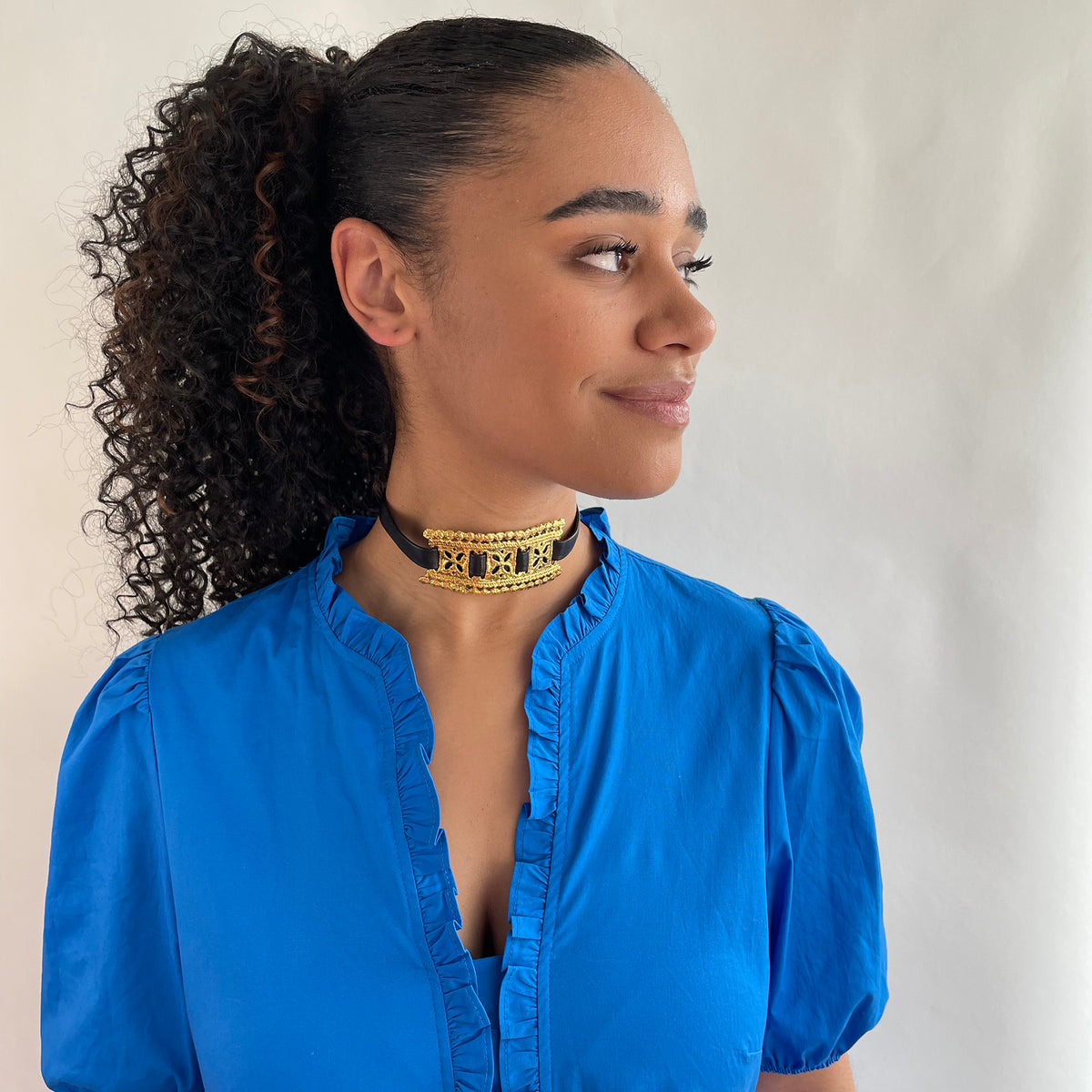 Choker necklace lace and leather 24k