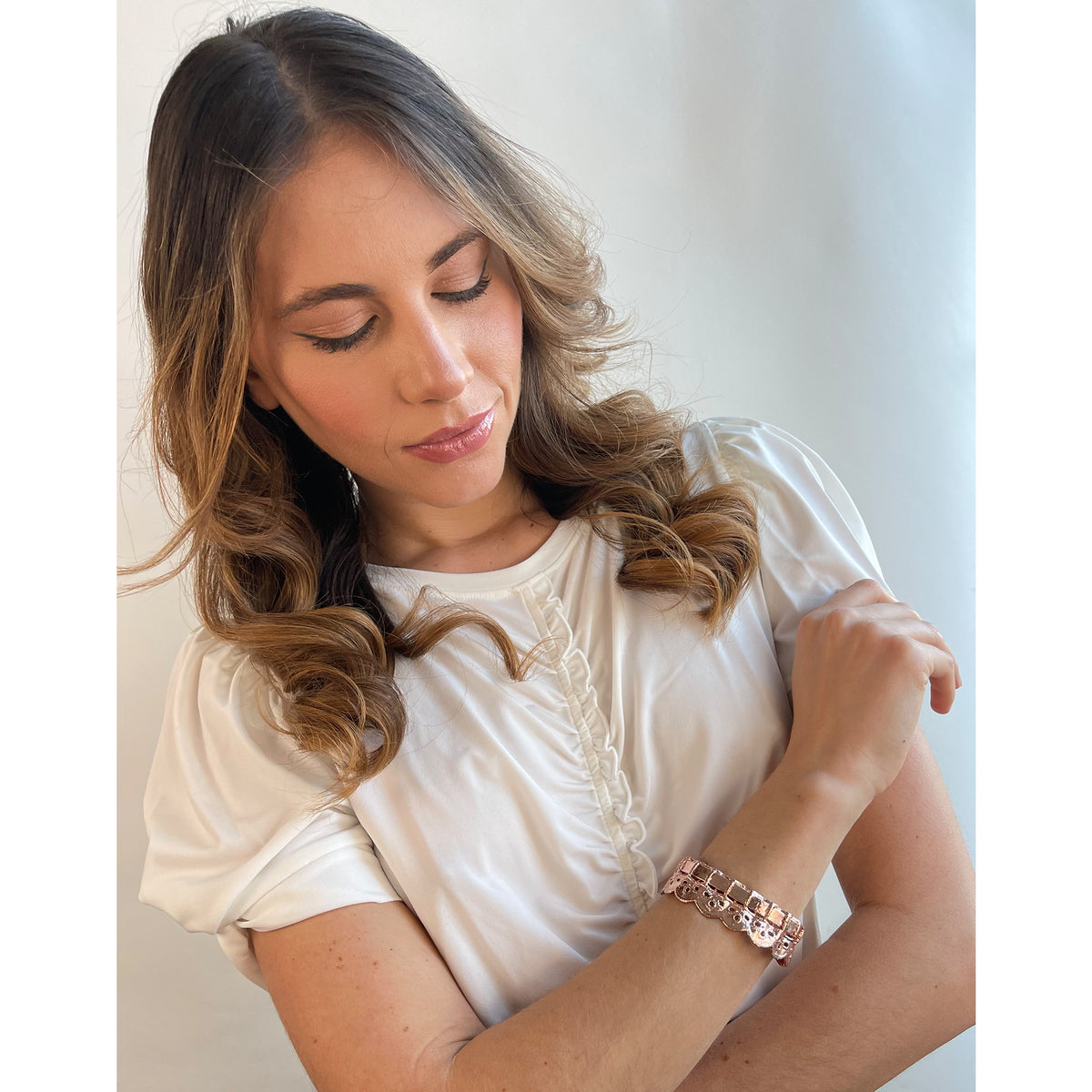 Selma lace bangle bracelet rose gold