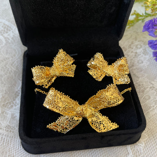 アクセサリーその他 Monies Jewellery Sun Burst Necklace and Stud Earring Set, Sunshine Birthstone