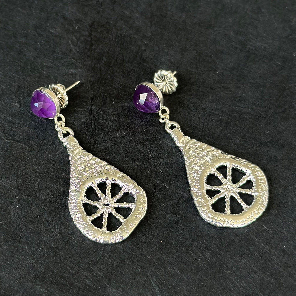 Lace teardrop earrings in sterling silver with amethysts.