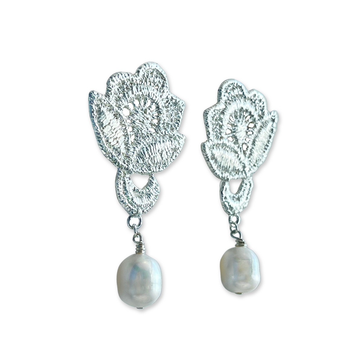 Baroque pearl earrings with lace rose in sterling silver.
