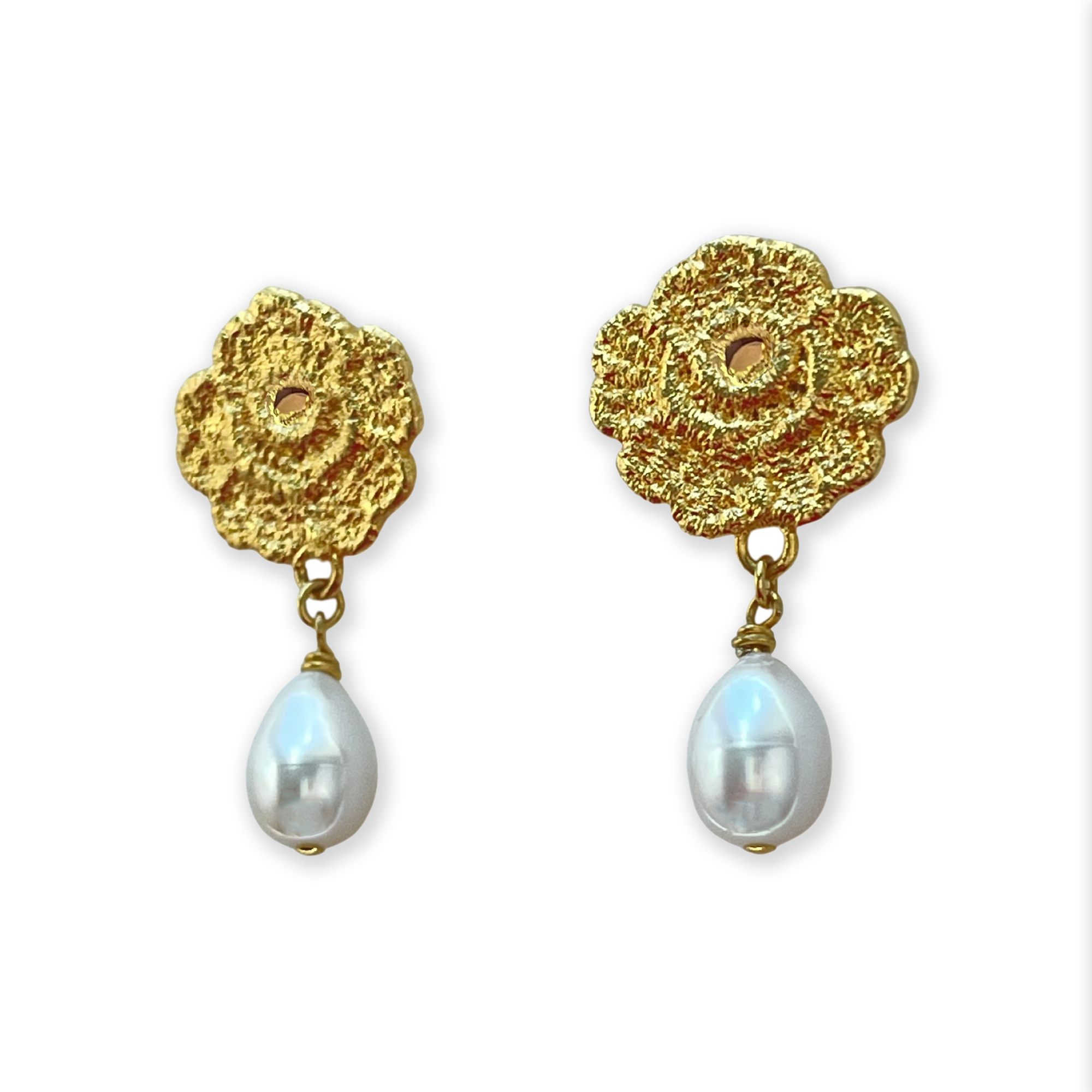 Lace rose pearl drop earrings in 24k gold.