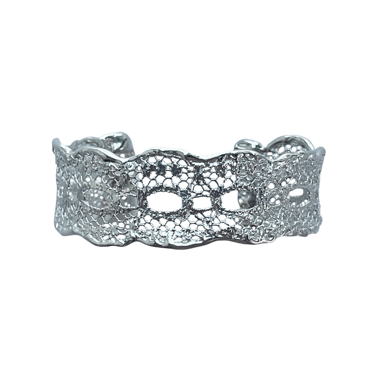 The fine Zelia lace cuff bracelet in sterling silver.