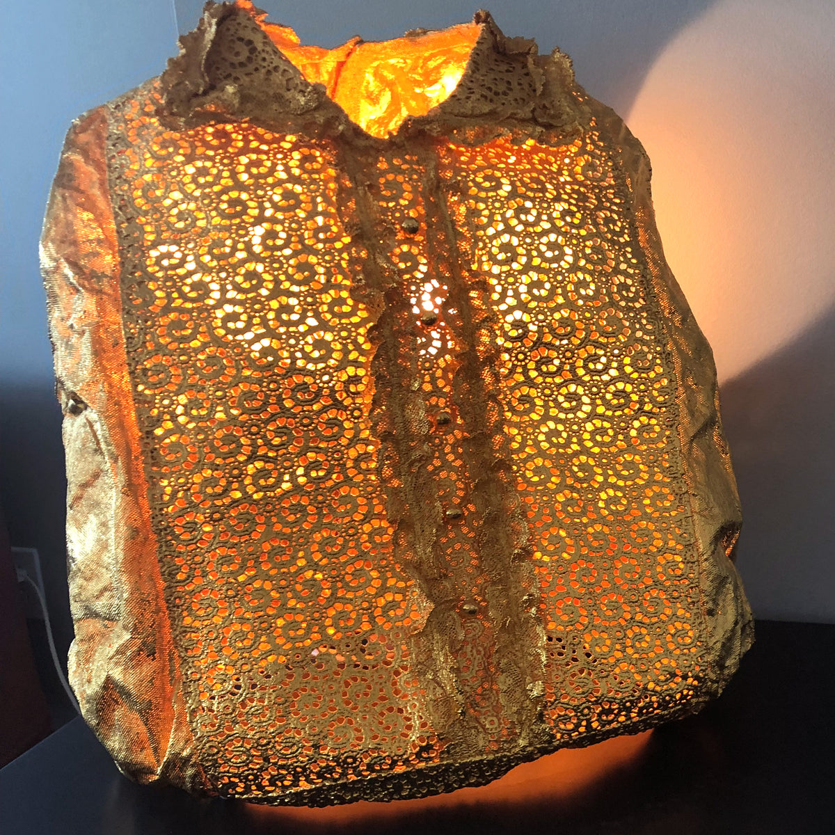 Mathilde - Gold Blouse Lamp