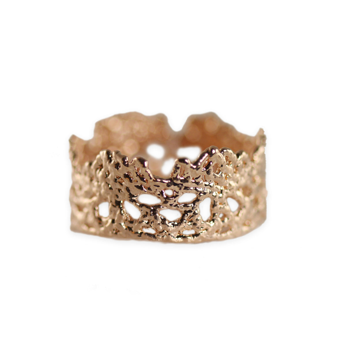 Lace crown ring in rose gold with real lace inside.
