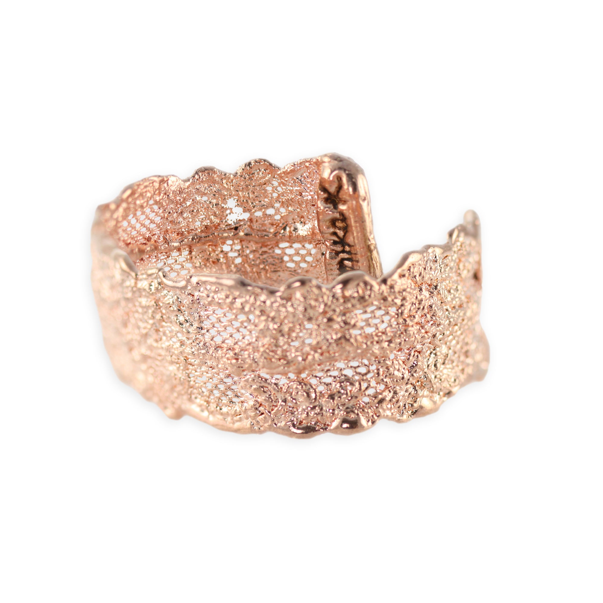 Small double scalloped lace bracelet in rose gold.