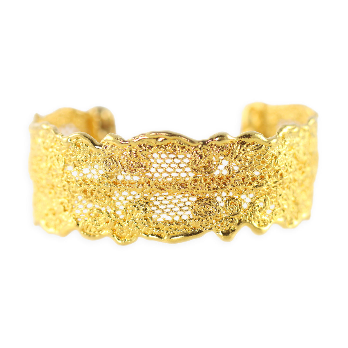 Marlene double scalloped lace bracelet in 24k gold.