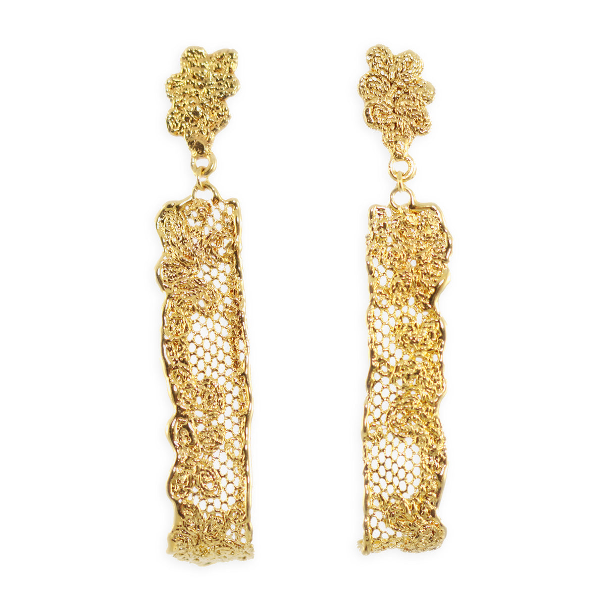 Long lace earrings with fine details in 24k gold.