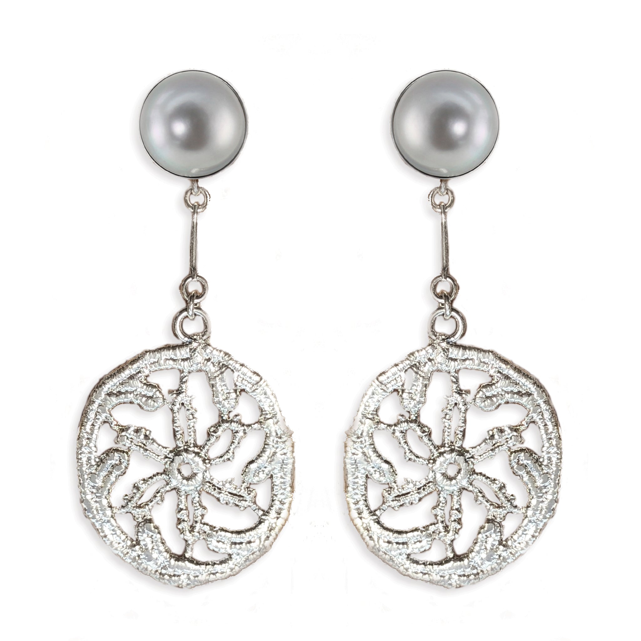 Luminous Silver Pearl Earrings with Lace Silver Pendant - Monika Knutsson